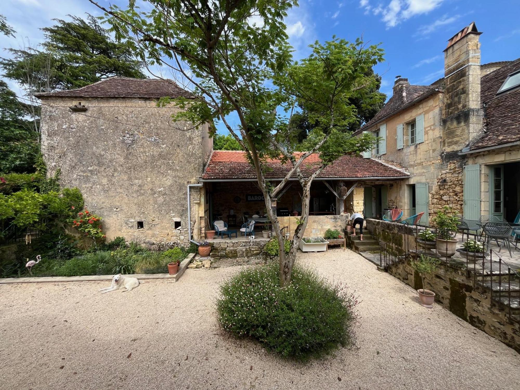 1 Rue Pasquet - 2 Double Rooms In The Main House Beaumont-du-Périgord Kültér fotó